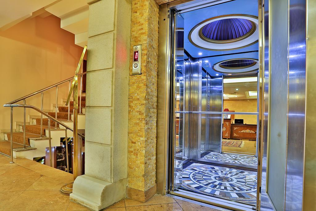 The Istanbul Hotel Exterior foto